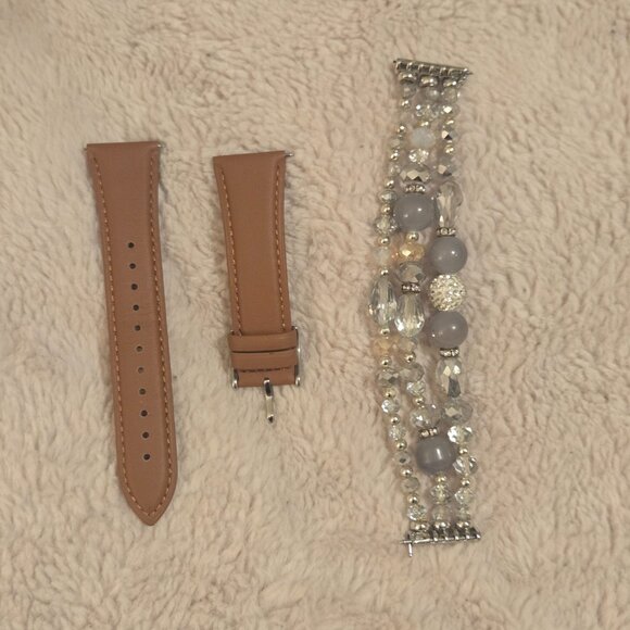 Fitbit Versa 2 Smartwatch Plus Tons of New/Pre-Owned Bands & Accessories - Picture 12 of 15